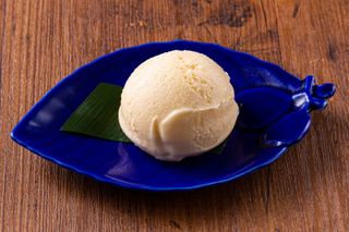 アイスクリーム(バニラ、黒ごま)